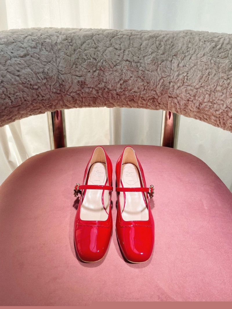 roger u1u1er flat shoes